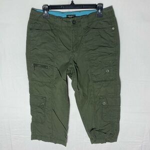 Eddie Bauer Mercer Fit Green Cargo Capri Pants 8